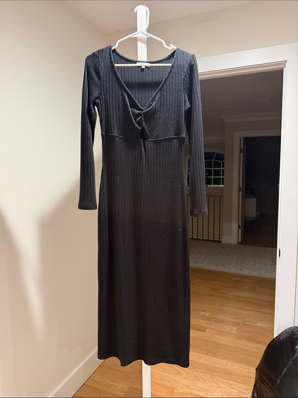 Z Supply Black Ribbed Long-Sleeve Maxi Dress